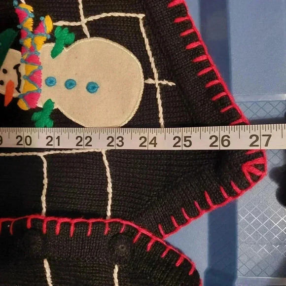 B.P. DESIGN Knit Sweater Vest Sz M Holiday Christmas Snowman Embroidered Black - Picture 6 of 6